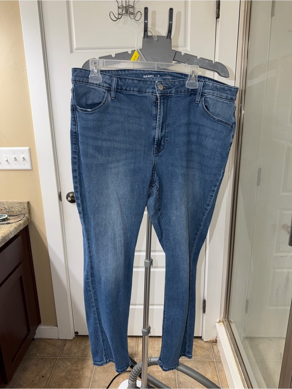 Old Navy Women's Medium Blue Stretch Skinny Jeans